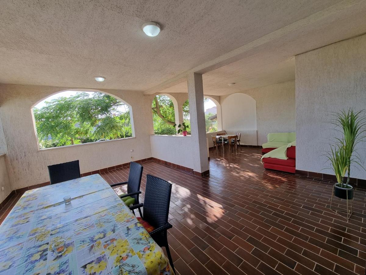 Apartment Grbac Barbat na Rabu Exterior foto